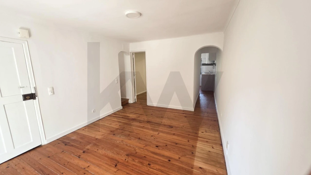Apartamento T3 para Arrendamento em Misericórdia Foto 5