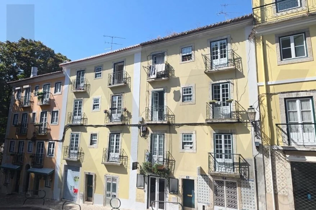 Apartamento T3 para Arrendamento em Misericórdia Foto 1