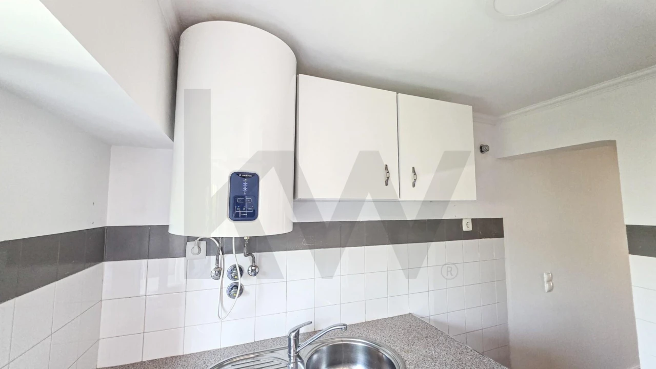 Apartamento T3 para Arrendamento em Misericórdia Foto 12