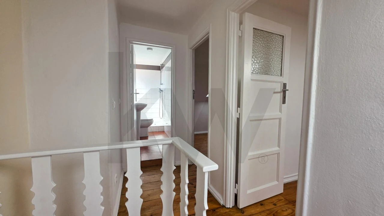 Apartamento T3 para Arrendamento em Misericórdia Foto 16