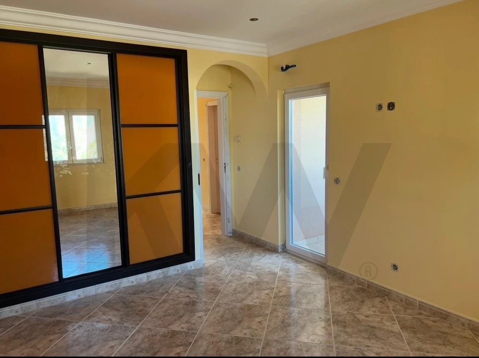Moradia T3 para Venda em Porches Foto 20