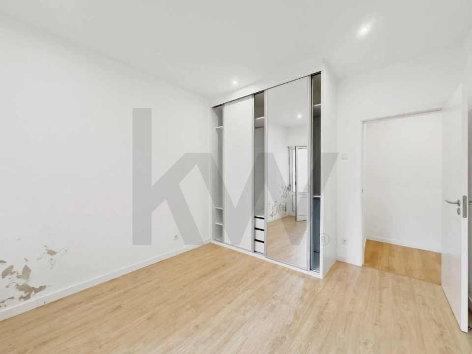 Apartamento T1 para Venda em Algés, Linda-A-Velha e Cruz Quebrada-Dafundo Foto 13