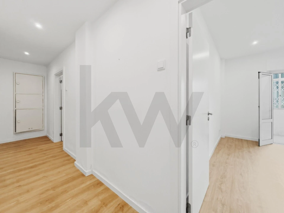 Apartamento T1 para Venda em Algés, Linda-A-Velha e Cruz Quebrada-Dafundo Foto 8