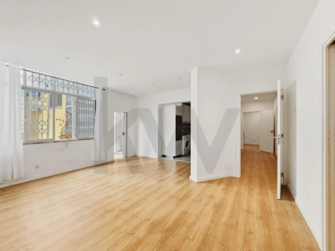 Apartamento T1 para Venda em Algés, Linda-A-Velha e Cruz Quebrada-Dafundo Foto 2