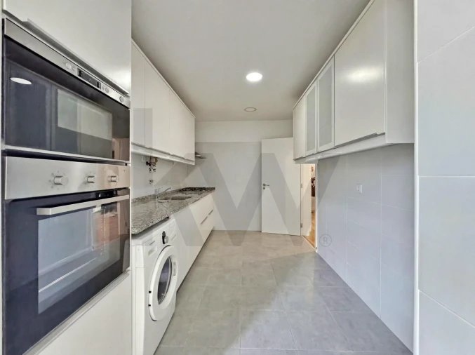 Apartamento T1 para Venda em Algés, Linda-A-Velha e Cruz Quebrada-Dafundo Foto 14