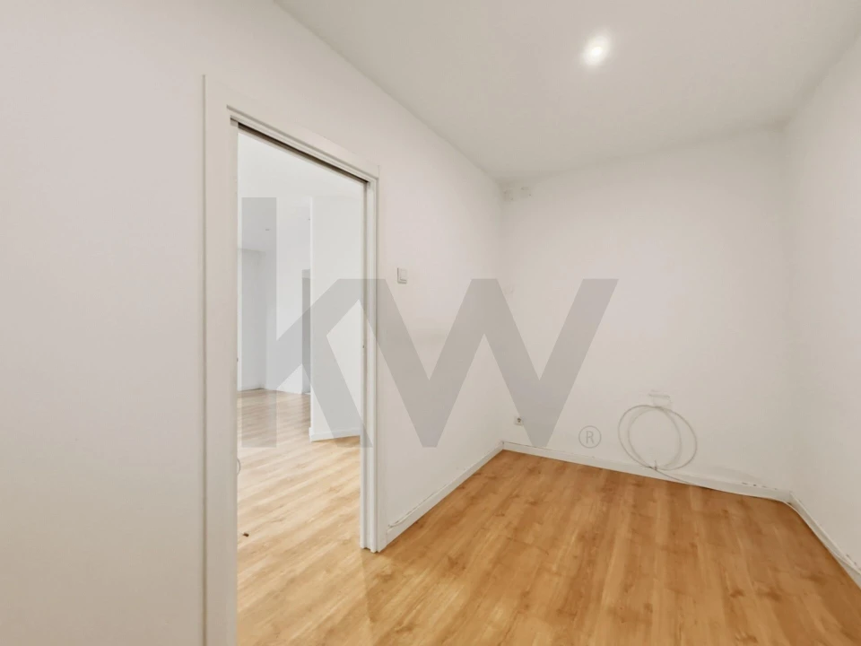 Apartamento T1 para Venda em Algés, Linda-A-Velha e Cruz Quebrada-Dafundo Foto 6
