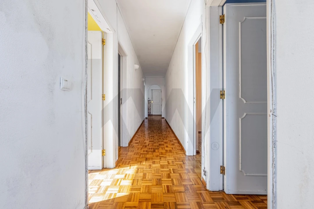 Apartamento T3 para Venda em São Domingos de Rana Foto 12