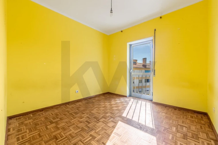 Apartamento T3 para Venda em São Domingos de Rana Foto 20