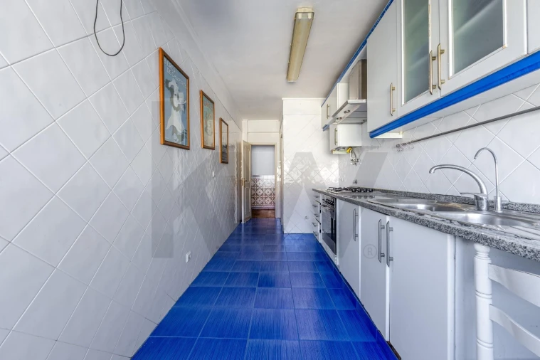 Apartamento T3 para Venda em São Domingos de Rana Foto 10