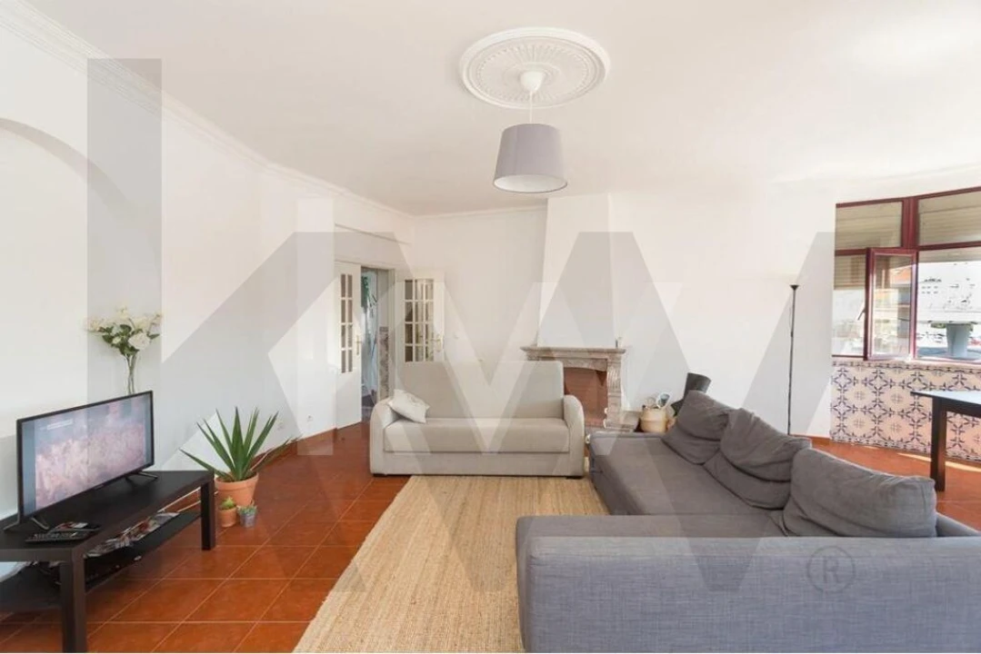 Apartamento T3 para Arrendamento em Algés, Linda-A-Velha e Cruz Quebrada-Dafundo Foto 2