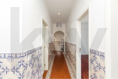 Apartamento T3 para Arrendamento em Algés, Linda-A-Velha e Cruz Quebrada-Dafundo