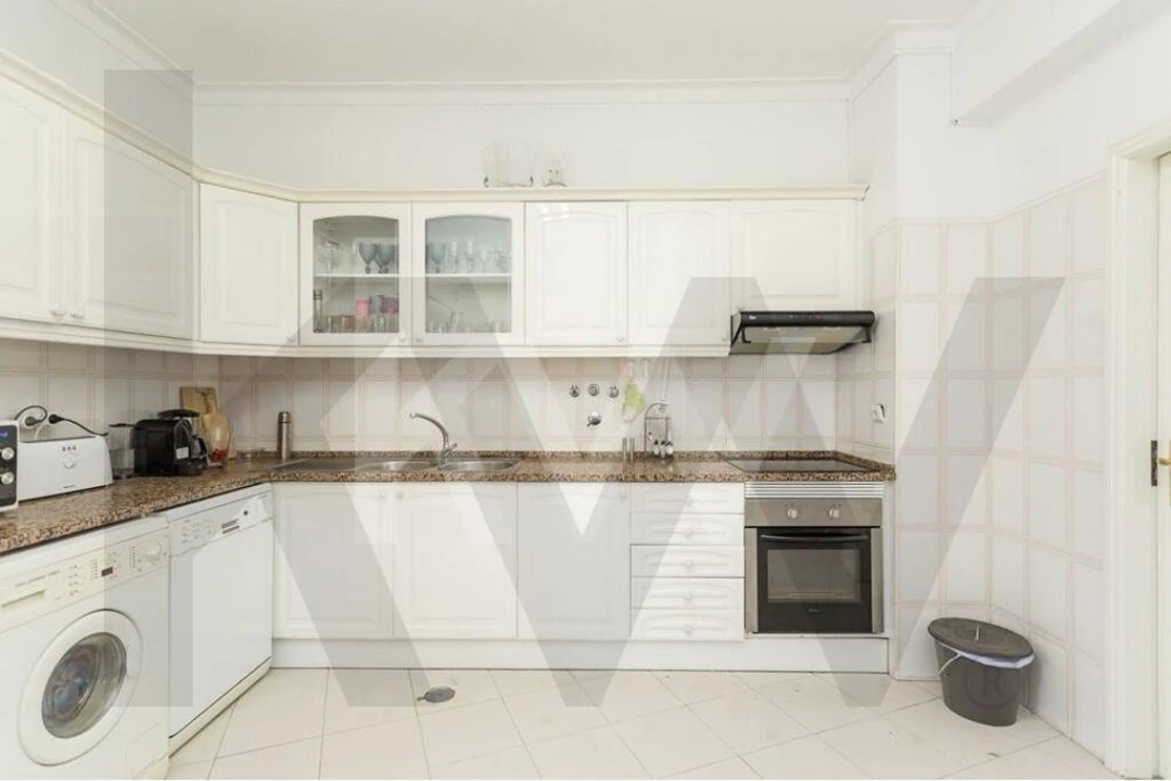 Apartamento T3 para Arrendamento em Algés, Linda-A-Velha e Cruz Quebrada-Dafundo Foto 6