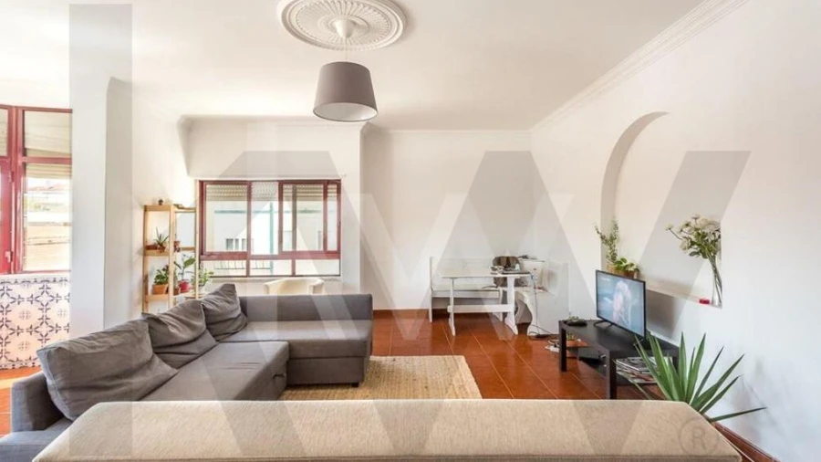 Apartamento T3 para Arrendamento em Algés, Linda-A-Velha e Cruz Quebrada-Dafundo
