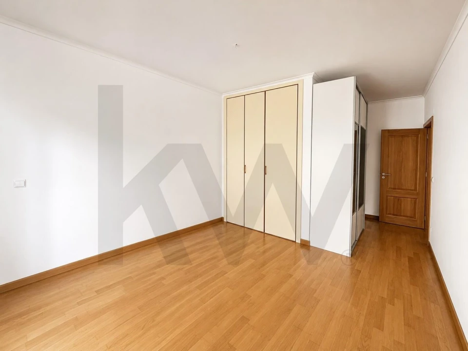 Apartamento T2 para Arrendamento em Olivais Foto 14