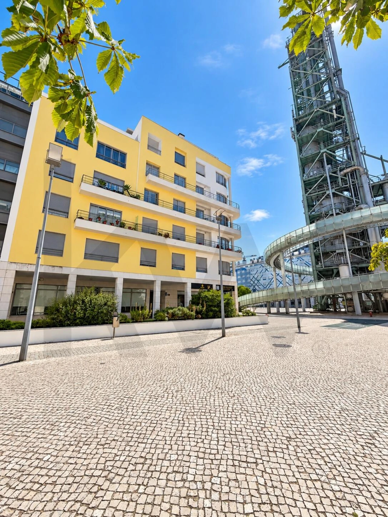 Apartamento T2 para Arrendamento em Olivais Foto 1