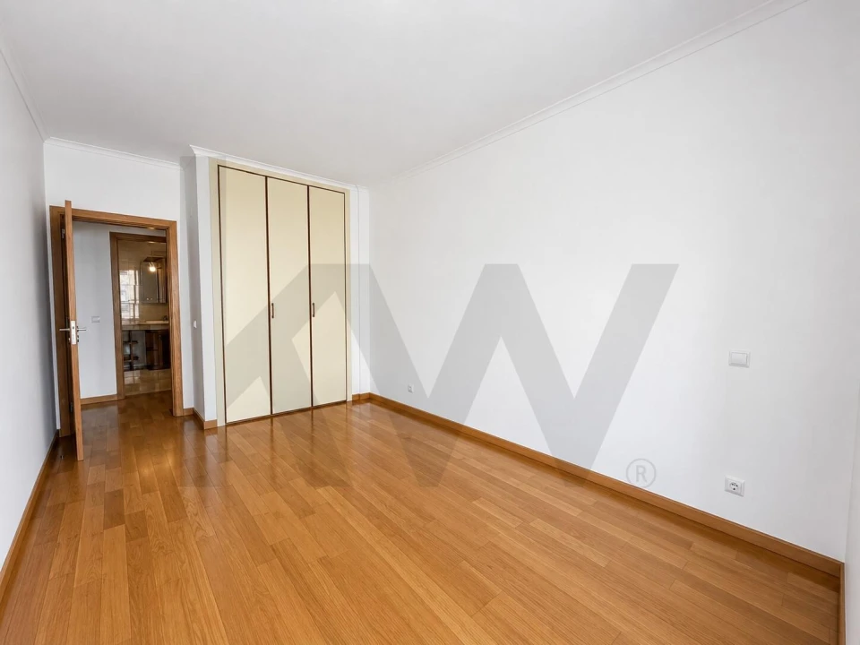 Apartamento T2 para Arrendamento em Olivais Foto 12