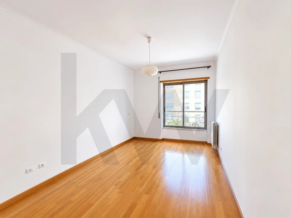 Apartamento T2 para Arrendamento em Olivais Foto 11