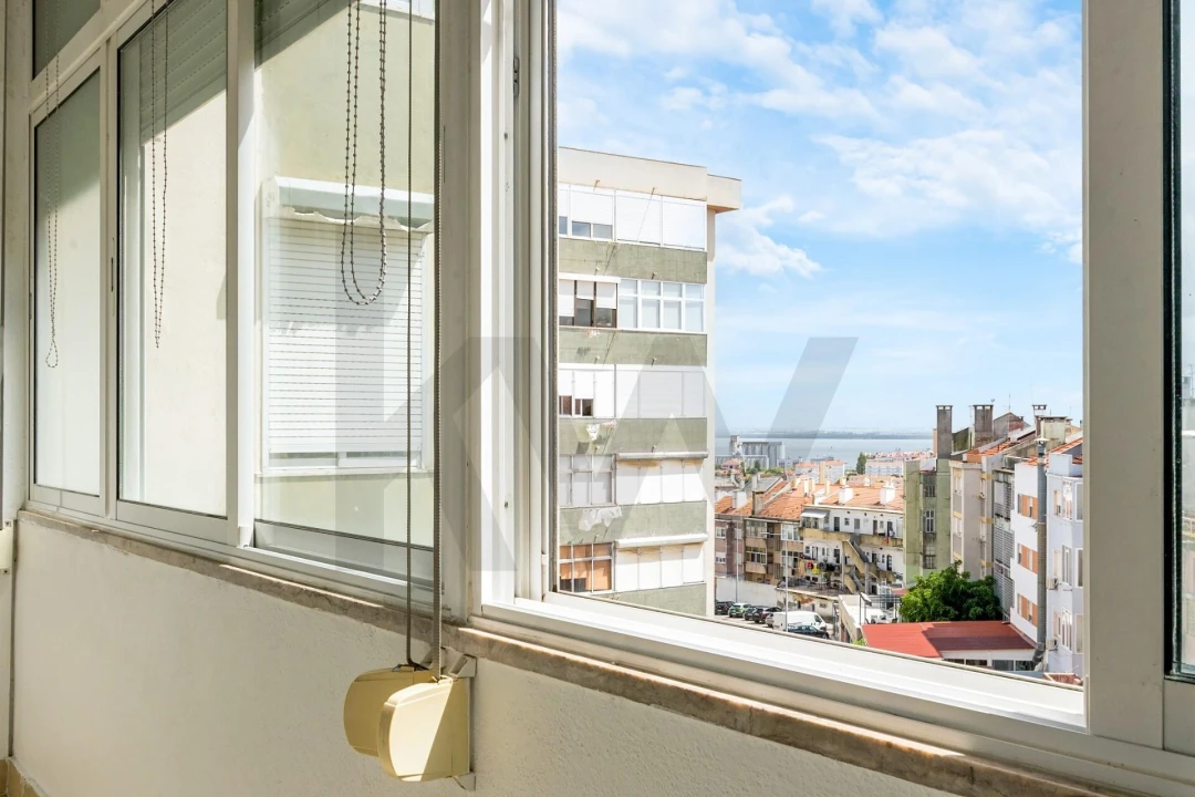Apartamento T3 para Venda em Beato Foto 25