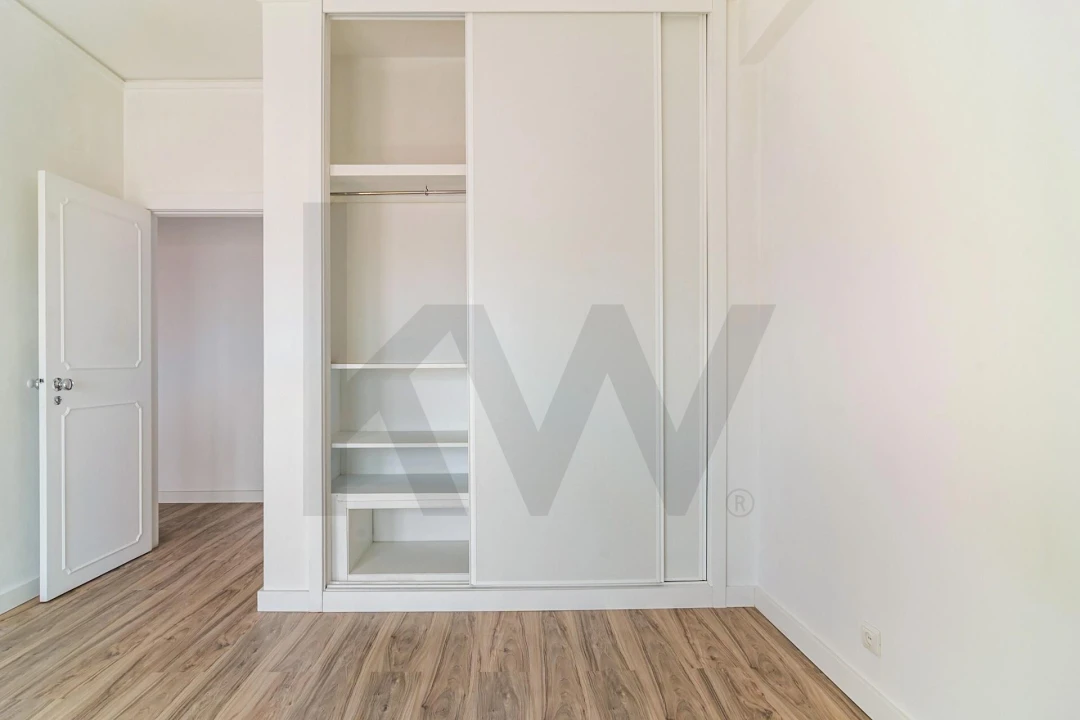 Apartamento T3 para Venda em Beato Foto 12