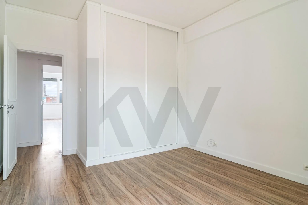 Apartamento T3 para Venda em Beato Foto 10