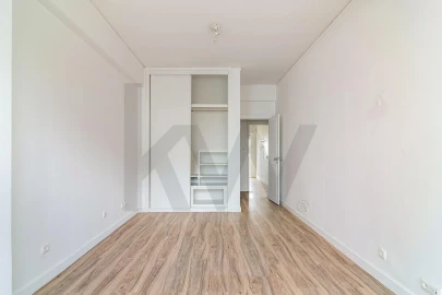 Apartamento T3 para Venda em Beato