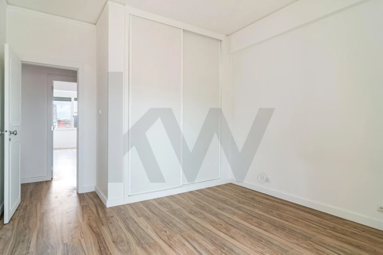 Apartamento T3 para Venda em Beato Foto 10