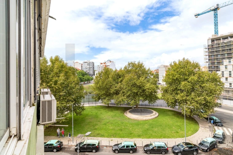 Apartamento T3 para Venda em Beato Foto 30