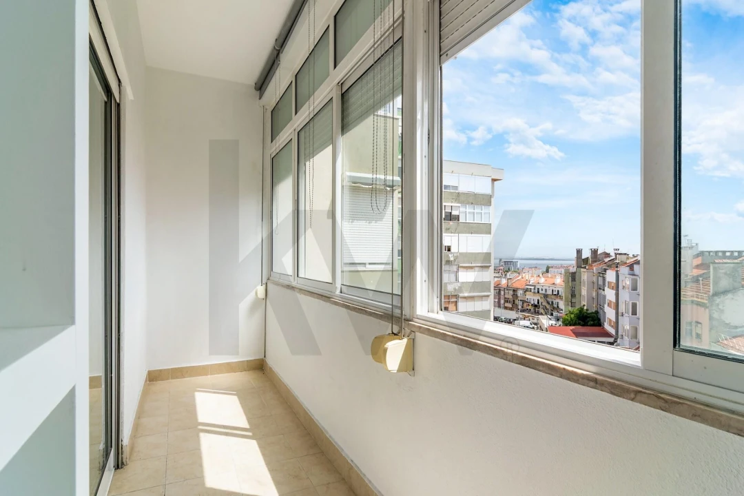 Apartamento T3 para Venda em Beato Foto 23