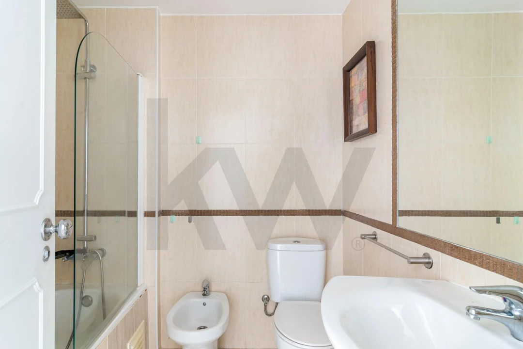 Apartamento T3 para Venda em Beato Foto 13
