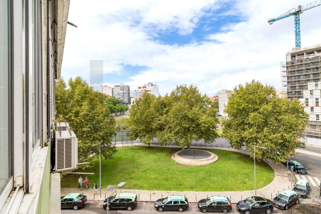 Apartamento T3 para Venda em Beato Foto 30