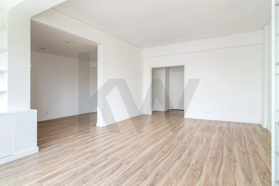 Apartamento T3 para Venda em Beato Foto 6