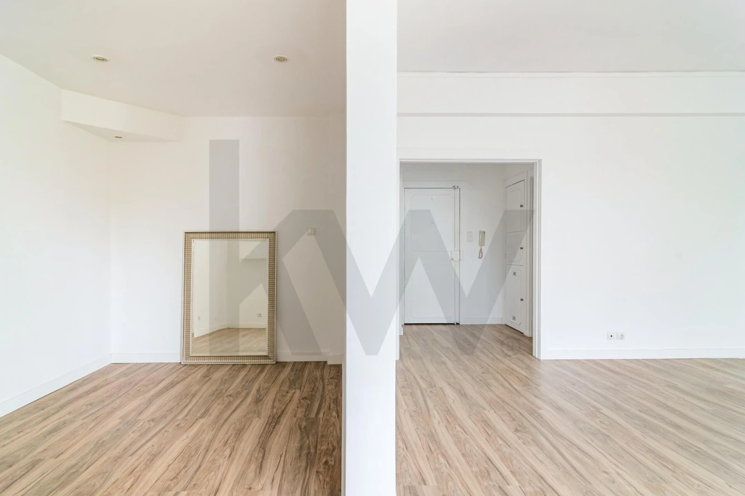 Apartamento T3 para Venda em Beato Foto 7