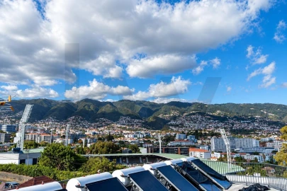 Apartamento T1 para Arrendamento em São Martinho