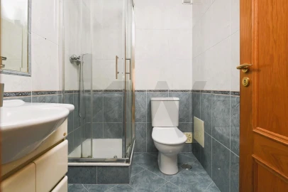 Apartamento T4 para Arrendamento em São Domingos de Rana