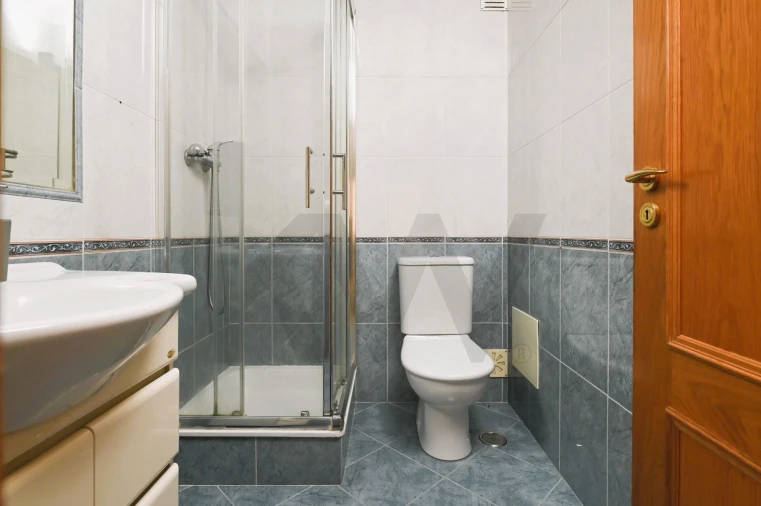 Apartamento T4 para Arrendamento em São Domingos de Rana Foto 23