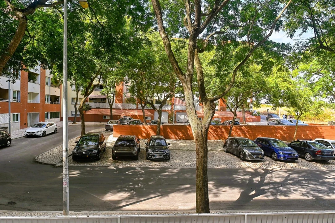 Apartamento T4 para Arrendamento em São Domingos de Rana Foto 29