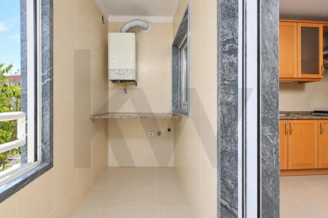 Apartamento T4 para Arrendamento em São Domingos de Rana Foto 11