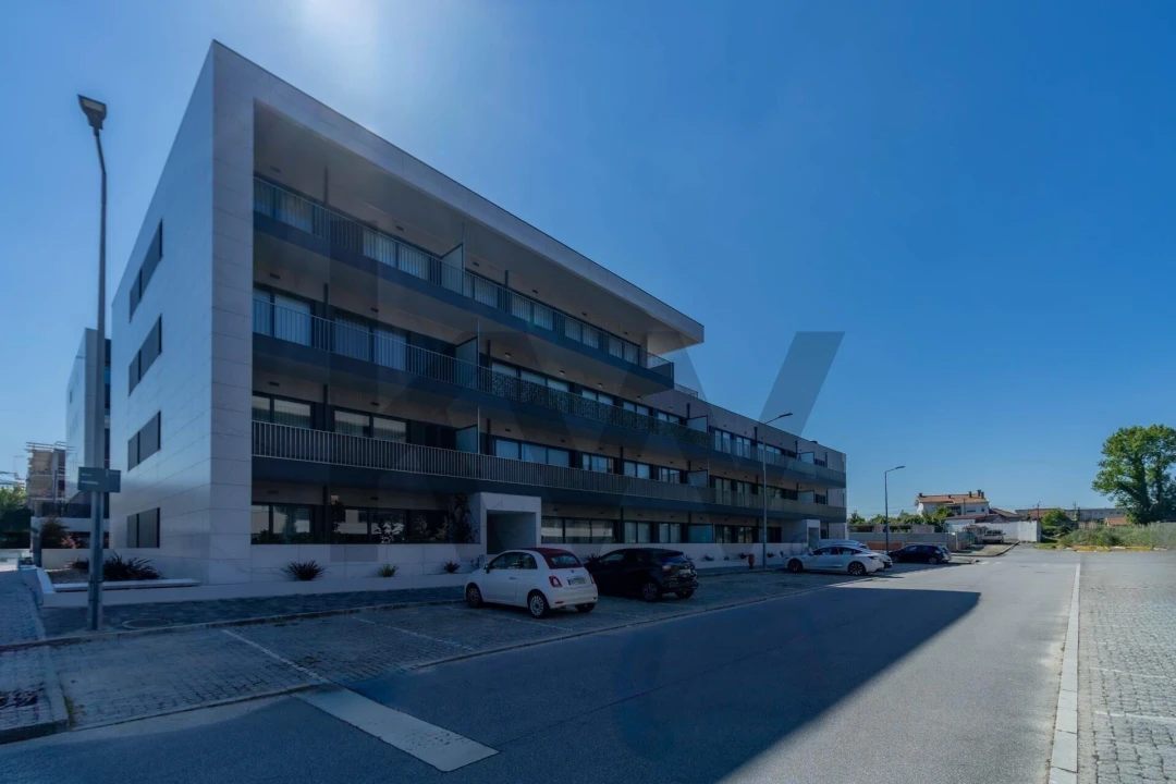 Apartamento T3 para Arrendamento em Canidelo Foto 30