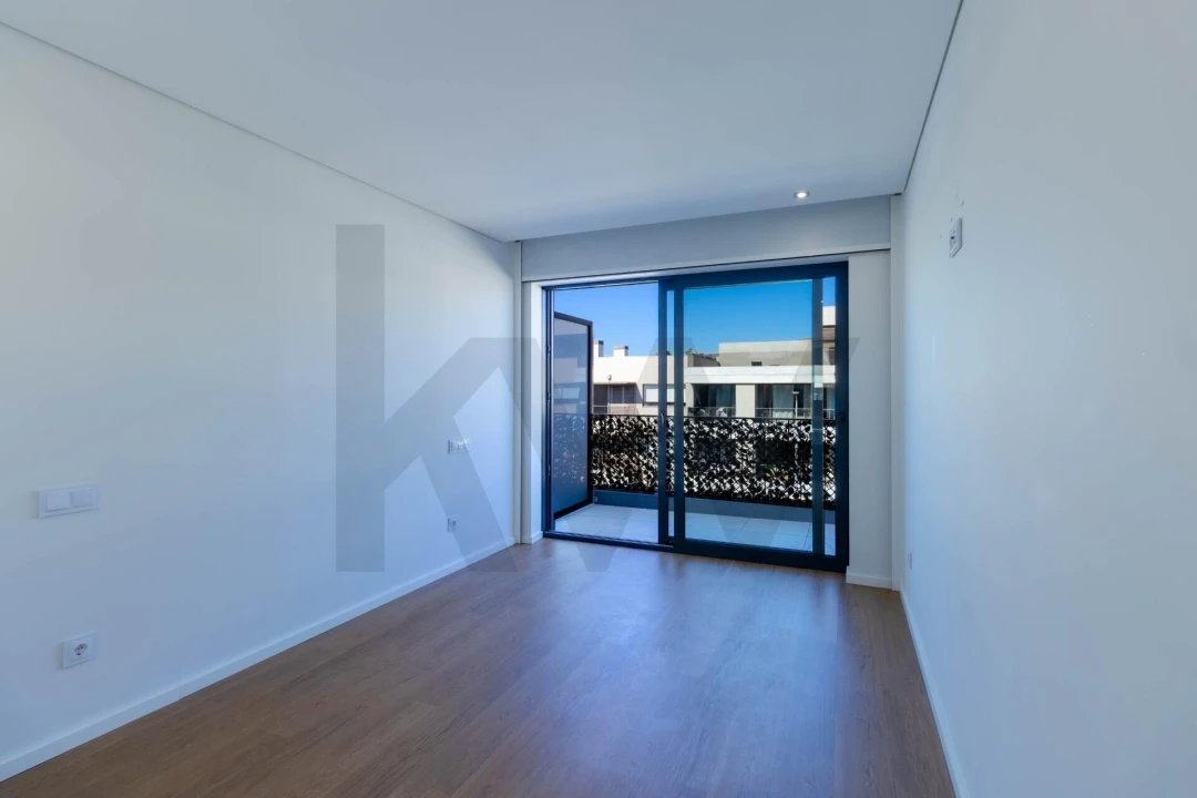 Apartamento T3 para Arrendamento em Canidelo Foto 24