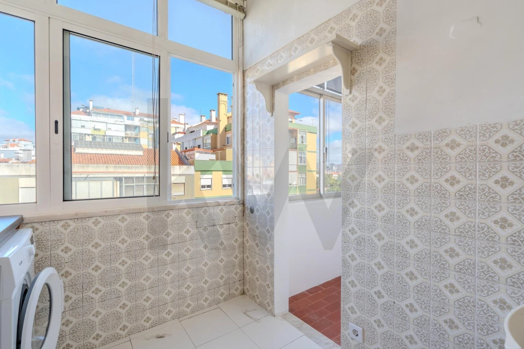 Apartamento T1 para Venda em Águas Livres Foto 14