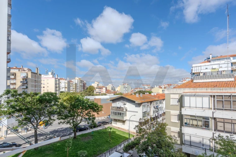 Apartamento T1 para Venda em Águas Livres Foto 18