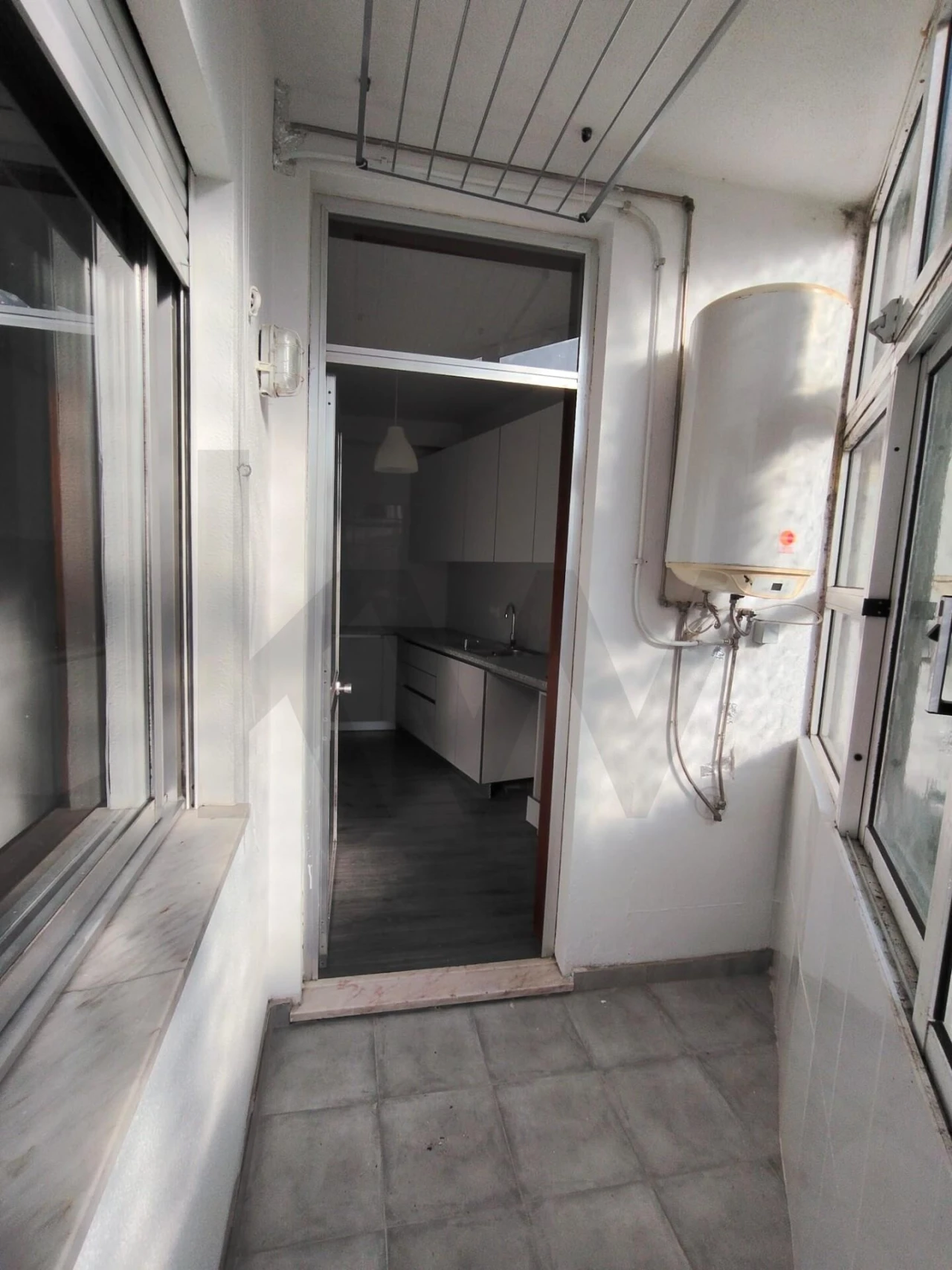 Apartamento T1 para Arrendamento em Bonfim Foto 9