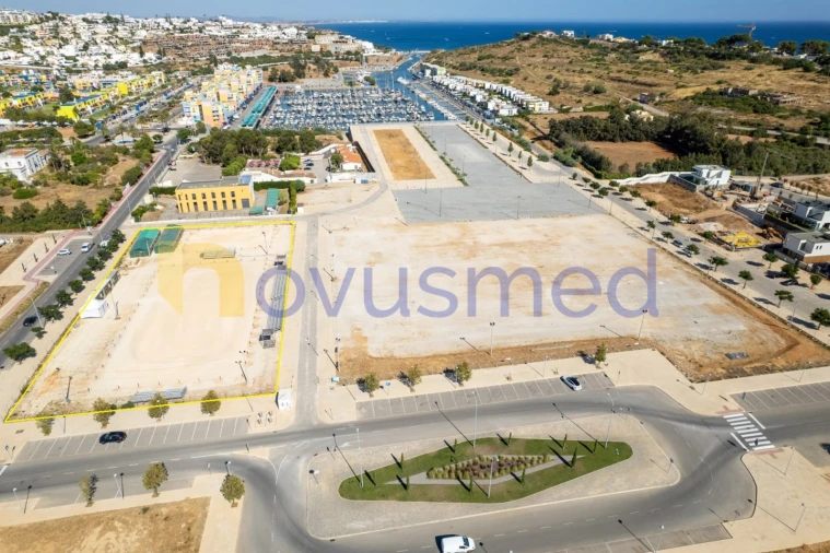 Terreno P/ Prédio para Venda em Albufeira e Olhos de Água Foto 3