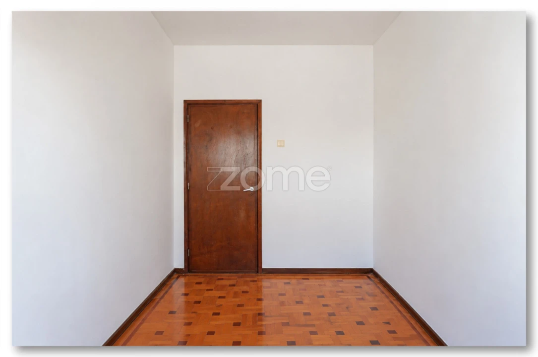 Apartamento T3 para Venda em Paranhos Foto 29
