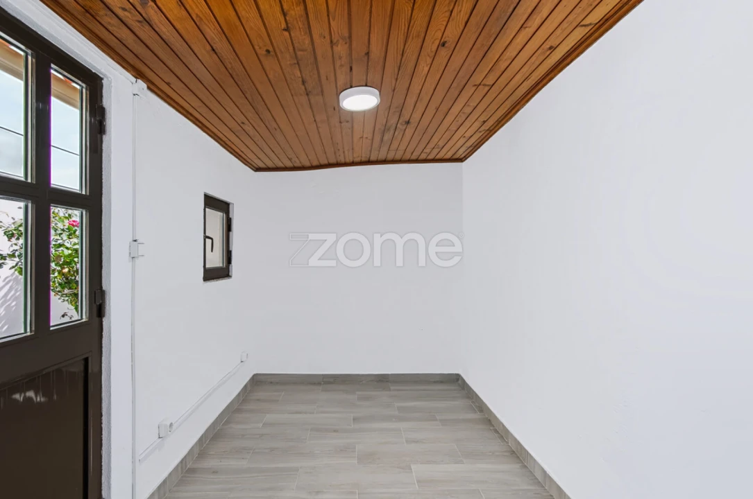 Moradia T2 para Venda em Mafamude e Vilar do Paraíso Foto 22