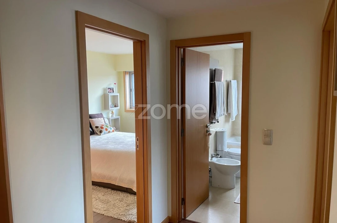 Apartamento T1 para Arrendamento em Santa Marinha e São Pedro da Afurada Foto 14