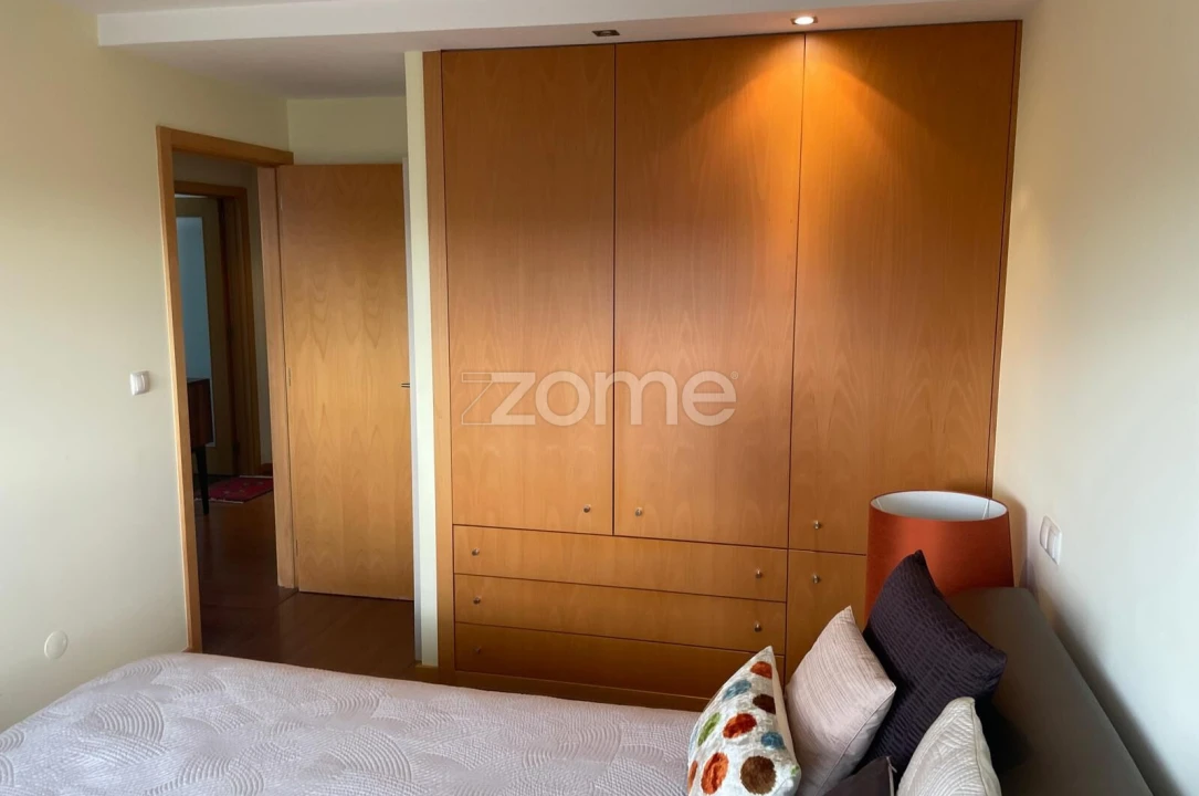 Apartamento T1 para Arrendamento em Santa Marinha e São Pedro da Afurada Foto 7