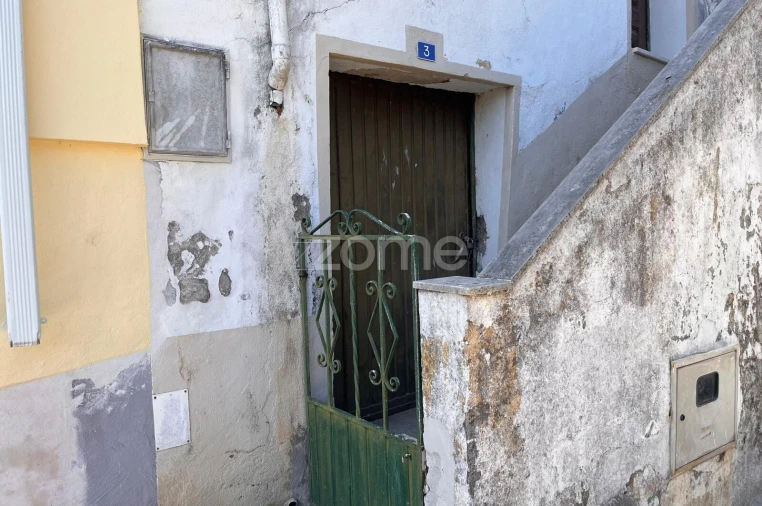 Moradia T2 para Venda em Torres do Mondego Foto 2