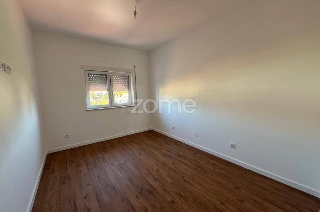 Apartamento T3 para Venda em Miranda do Corvo Foto 9