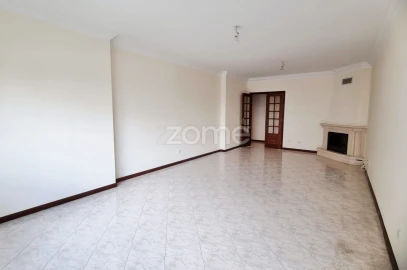 Apartamento T2 para Venda em Algueirão-Mem Martins